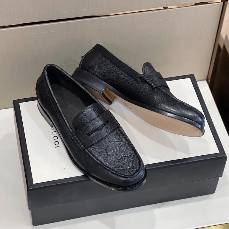 Gucci Shoe 